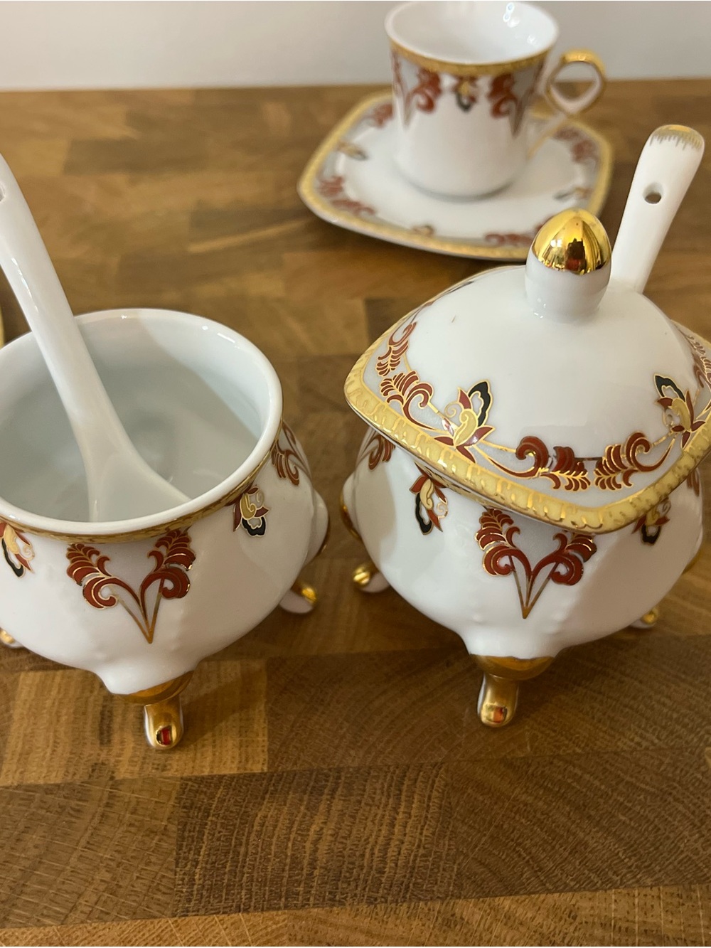 Elegant 24K Gold Trim Porcelain Tea Set with Red Accents - Picture 3 of 14